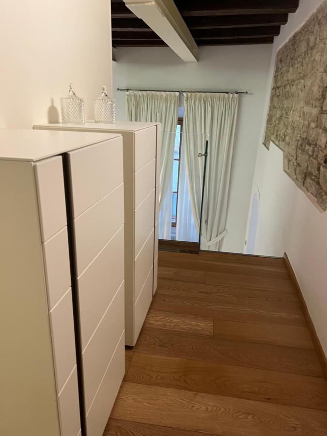 Elegante Appartamento Borgo San Jacopo Florence Luaran gambar